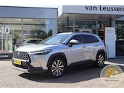 Toyota Corolla Cross - 2.0 HYBRID 184PK FIRST-EDITION BLIND-SPOT EL-ACHTERKLEP LM-V