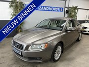 Volvo S80 - 2.5 T Momentum // Leer // Ecc // Cruise // Navi