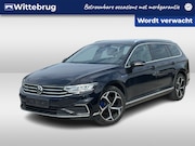Volkswagen Passat - Variant 1.4 TSI PHEV 218PK GTE Business / Digitale Cockpit /