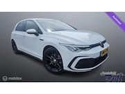 Volkswagen Golf - 1.5 eTSI R-Line DSG Virtualdashboard 68118KM