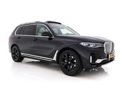 BMW X7 - xDrive40i High Executive [ 7-Pers. ] *PANO | LEATHER | LASER