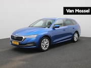 Skoda Octavia - Combi 1.0 TSI Style | STOELVERWARMING | PARKEERSENSOREN VOOR