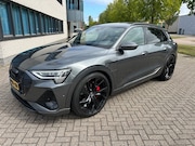 Audi e-tron - 50 q L Ed Bl S-LINE PANO CARPLAY NAP