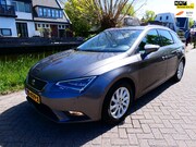 Seat Leon - ST 1.0TSI Style 116pk Clima Cruise LED Navi PDC Trekhaak