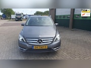 Mercedes-Benz B-klasse - 200 Ambition AUTOMAAT/NAVI/LEDER