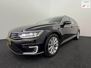 Volkswagen Passat - Variant 1.4 TSI GTE Highline 40km Accubereik CarPlay Adaptie