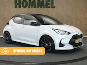 Toyota Yaris - 1.5 Hybrid Bi-Tone - 100% ONDERHOUDEN! - NAVIGATIE - STOELVE