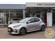 Toyota Yaris - 1.5 HYBRID 115 STYLE PARK-SENSOREN BLIND-SPOT LM-VELGEN PRIV