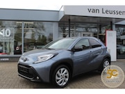 Toyota Aygo X - 5-DEURS CLIMA KEYLESS STOELVERW PARK.SENSOREN V+A CAMERA AD-