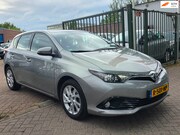 Toyota Auris - 1.8 Hybrid Aspiration Navigatie achteruit camera cruis contr