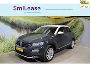 Volkswagen T-Roc - 1.0 TSI Style | Navi | Adapt. cruise | CarPlay | Trekhaak