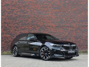 BMW 5-serie - Touring 550e xDrive | M Performance - Pano - Trekhaak
