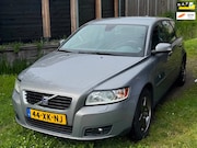 Volvo V50 - 1.8 Edition Phase 2, Thaak, Carkit, Nwe All Season banden, N