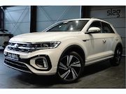 Volkswagen T-Roc - 1.5 TSI 3X R-LINE navi clima camera led 18 inch 150 pk !!