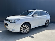 Mitsubishi Outlander - 2.0 PHEV Business Edition NAVI CRUISE ECC LMV