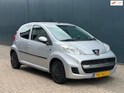 Peugeot 107 - 1.0-12V Airco | Carplay | 5 Deurs | APK