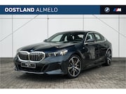BMW i5 - eDrive40 M Sport / Panoramadak / Trekhaak / Parking Assistan