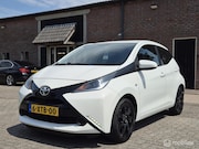 Toyota Aygo - 1.0 VVT-i x-play I Camera I CV I Airco I Cruise I Lichtmetaa