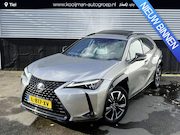 Lexus UX - 250h Executive Line Schuifkanteldak / Lederen interieur / Af