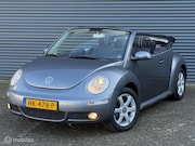 Volkswagen Beetle Cabrio - 1.6 Trendline