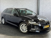 Skoda Superb - Combi 1.4 TSI ACT Sportline Business ACC Keyless CarPlay