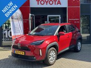 Toyota Yaris Cross - 1.5 Hybrid HEAD UP ELEKTRISCHE ACHTERKLEP KEYLESS ENTRY STOE