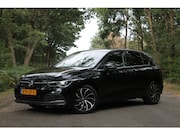 Volkswagen Golf - 1.4 eHybrid Style | IQ | Carplay | Ambient | Travel Ass.