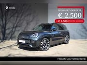 MINI Countryman - E 66.5 kWh | Pakket XL | Trekhaak | Panoramadak |