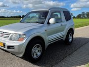Mitsubishi Pajero - 3.2 Di-D GLS HR 4x4 met Airco en Cruise en slechts 165000 NA