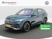 Volkswagen Tiguan - 1.5 eHybrid 272 Pk Automaat R-Line | Trekhaak | Head-up | 36