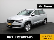 Skoda Karoq - 1.5 TSI ACT Business Edition | NAVIGATIE | KEYLESS | PARKEER