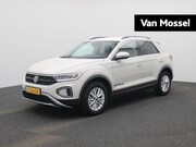 Volkswagen T-Roc - 1.0 TSI Life | Navigatie | Draadloze Apple Carplay | Adaptie
