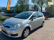 Toyota Verso - 1.6 VVT-i Terra - AIRCO - CRUISE - TREKHAAK
