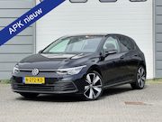 Volkswagen Golf - 2.0 TDI | Stoelverwarming | ACC | Nieuwe APK |