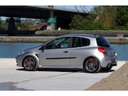 Renault Clio - 2.0-16V 200 RS Cup 1.Owner / 282 Pictures online