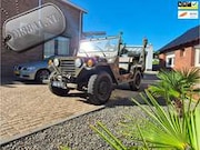 Ford Mondeo - USA MUTT M151A2 1968 4x4 terreinwagen