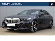 BMW 5-serie - 550e xDrive M Sport Automaat / Trekhaak / Bowers & Wilkins /