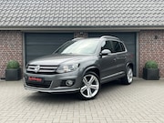Volkswagen Tiguan - 1.4 TSI R-LINE 160 PK 4MOTION TREKHAAK 19 INCH TOPSTAAT.