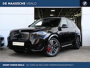 BMW iX1 - eDrive20 M Sport / Trekhaak / Panoramadak / Sportstoelen / C
