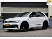 Volkswagen Tiguan - 1.5 TSI ACT Highline R | R-Line | Trekhaak |