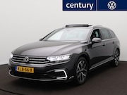 Volkswagen Passat - Variant 1.4 TSI PHEV GTE Business | Panodak | Camera | ACC |