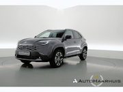 Toyota Yaris Cross - 1.5 Hybrid 130 First Edition | Rijklaar! | Facelift! | Storm