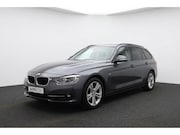 BMW 3-serie - 318i Touring Sportline Pano | Trekhaak | Sportstoelen | Stoe