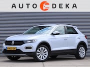 Volkswagen T-Roc - 1.5 TSI Style Automaat *Navigatie*Parkeersens.*Stoelverw.