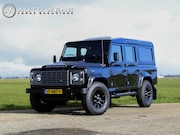 Land Rover Defender - 2.2 D SW 110" XTech | 6.575 KM | in Concoursstaat