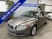 Volvo S80 - 2.5 T Momentum // Leer // Ecc // Cruise // Navi