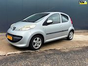 Peugeot 107 - 1.0-12V XS Urban Move