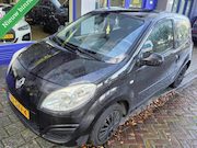 Renault Twingo - 1.2 Acces Airco electrische ramen