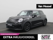 MINI Cooper - Mini 1.5 Essential | Navigatie | Black pakket | Parkeer sens