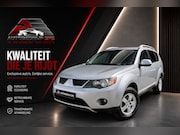 Mitsubishi Outlander - 2.4 Intro Edition 2WD Airco* Navi*Trkhk